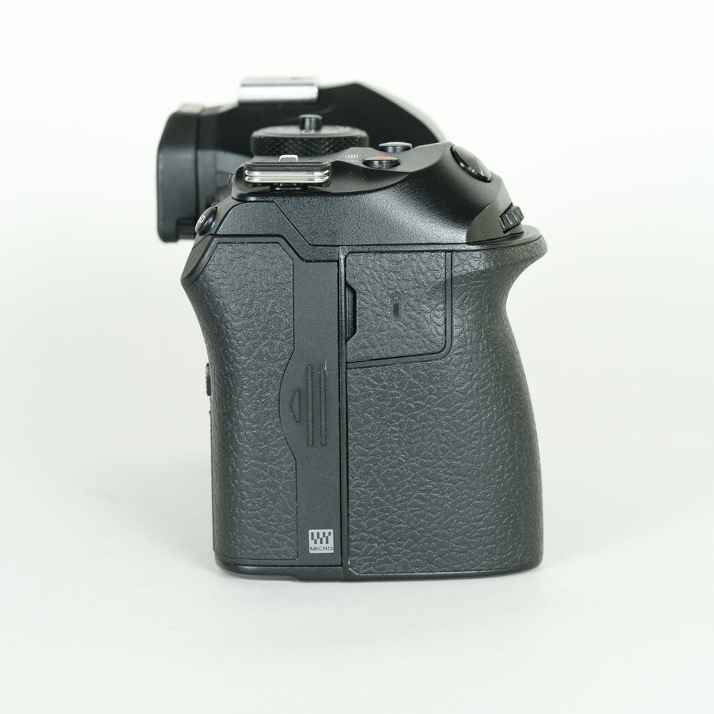 OM SYSTEM OM-1 Mark II