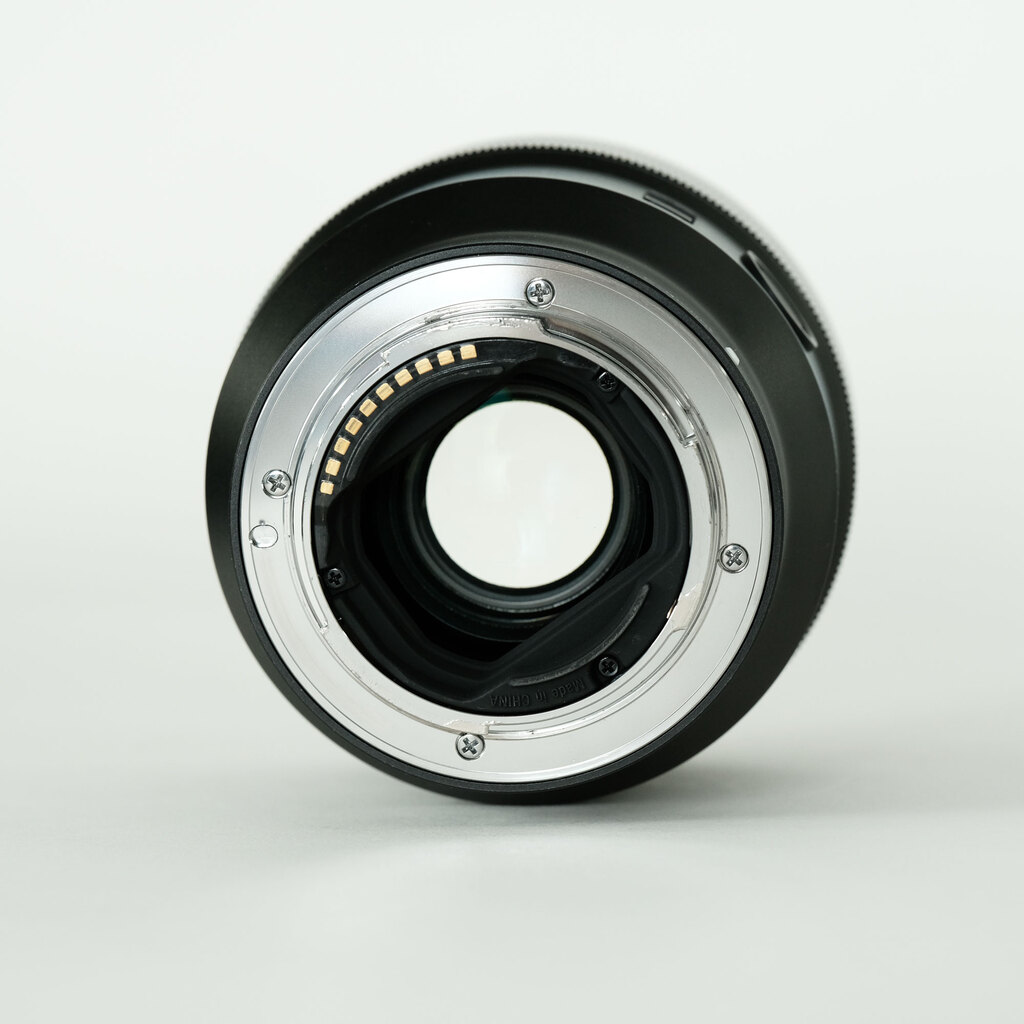 SONY FE 85mm F1.8 SEL85F18