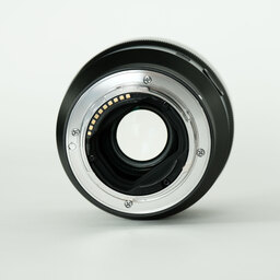 SONY FE 85mm F1.8 SEL85F18