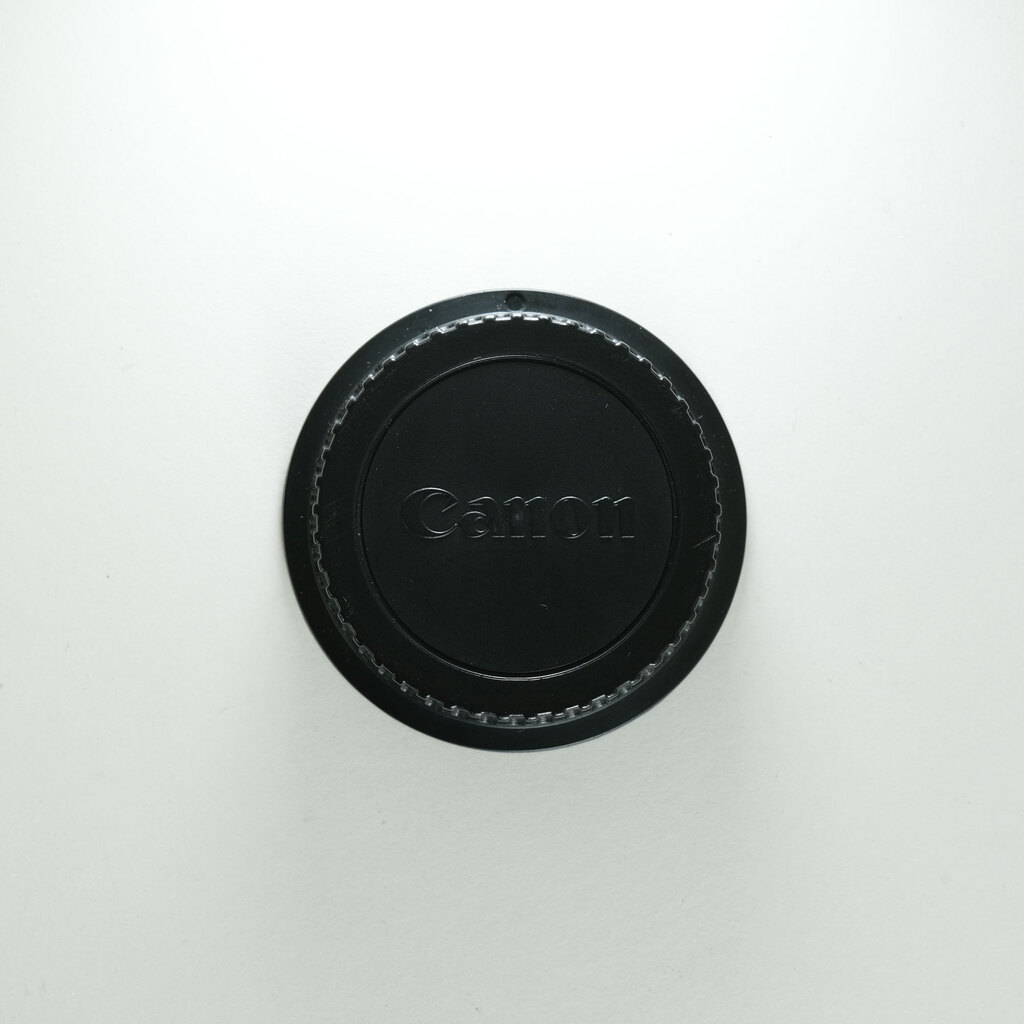 Canon EF28-135mm F3.5-5.6 IS USM