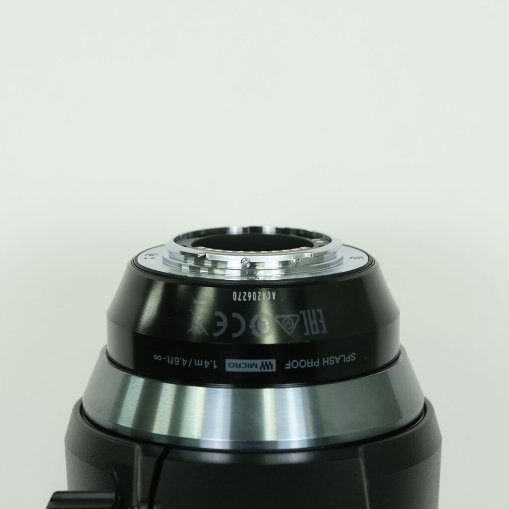 OLYMPUS M.ZUIKO DIGITAL ED 300mm F4.0 IS PRO