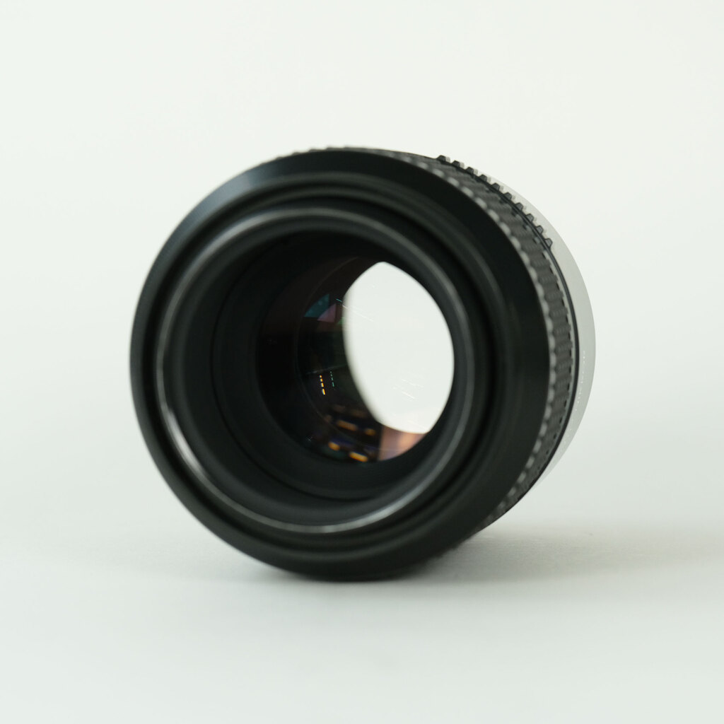 Nikon AF 105mm F2.8D マイクロの出品 | ONE SCENE（ワンシーン）