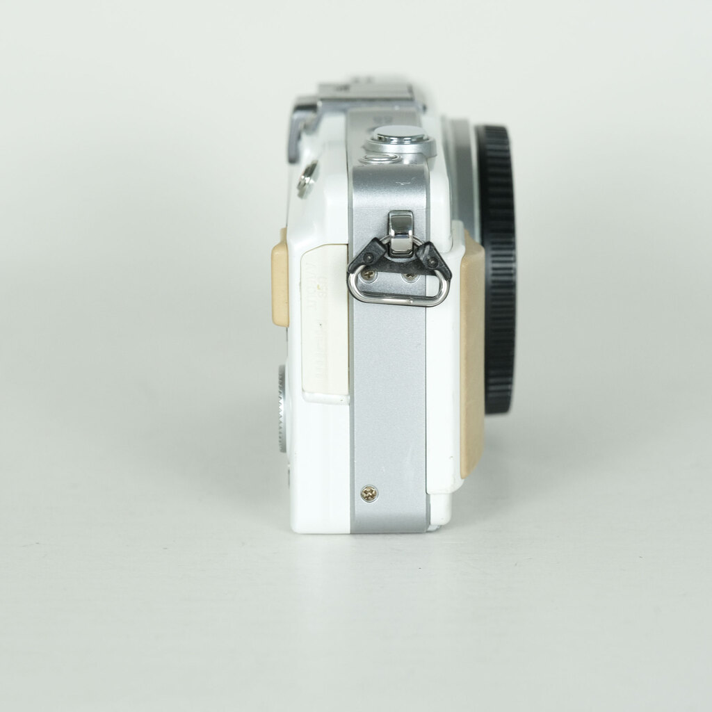 OLYMPUS PEN mini E-PM2 ボディ ホワイトの出品 | ONE SCENE（ワンシーン）