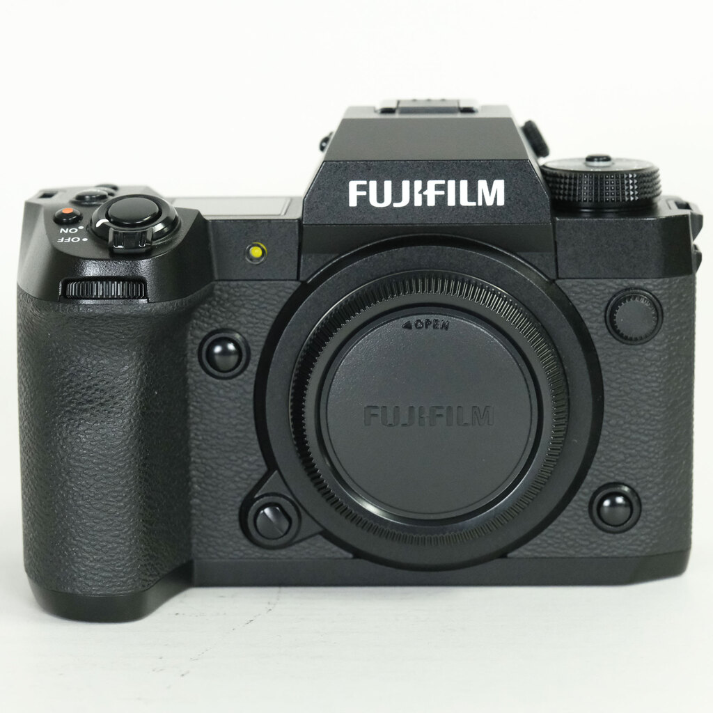 FUJIFILM X-H2