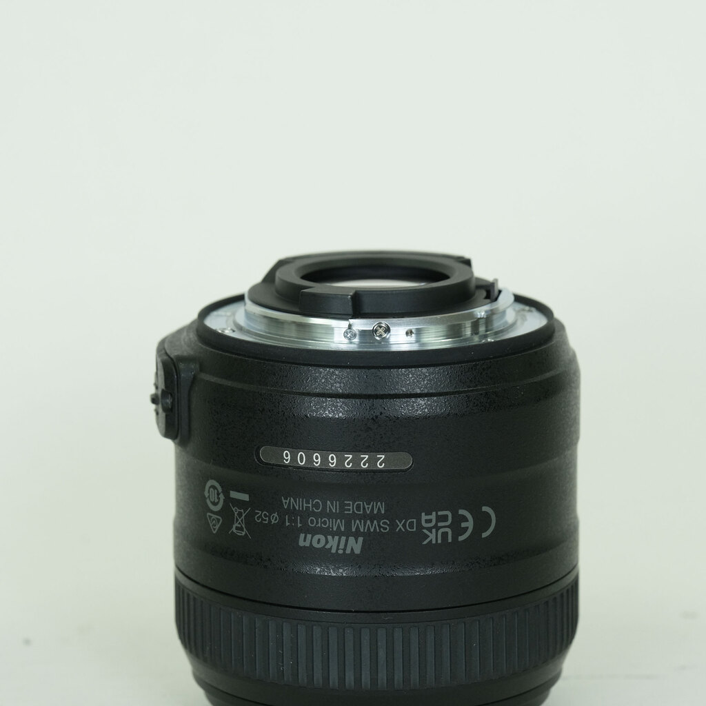 Nikon AF-S DX Micro NIKKOR 40mm f/2.8G
