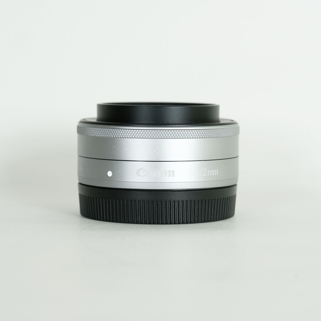 Canon EF-M22mm F2 STM