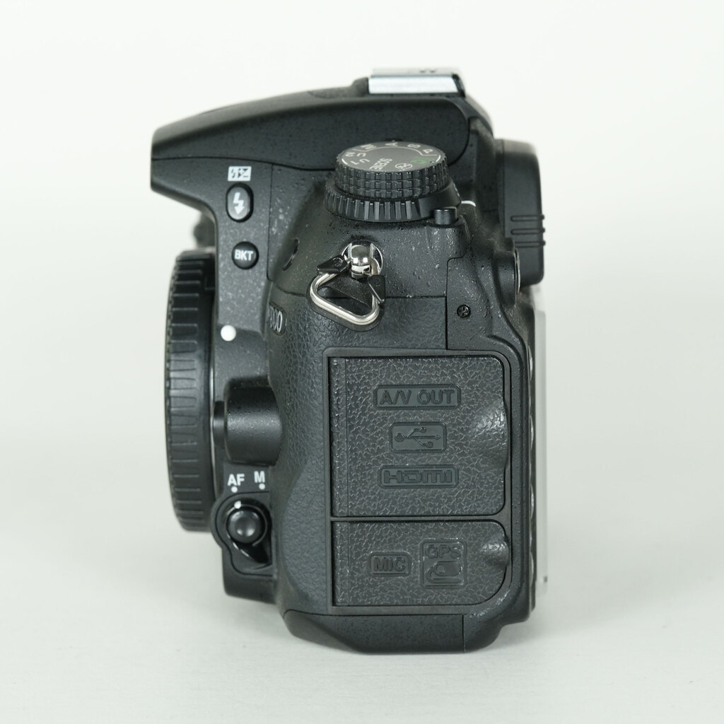 Nikon D7000