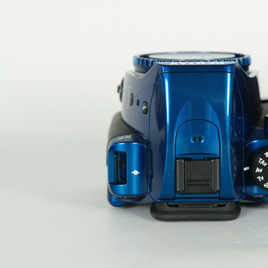 PENTAX KF ボディ クリスタルブルーの出品 | ONE SCENE（ワンシーン）