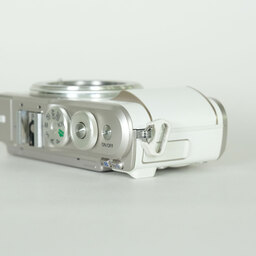 OLYMPUS PEN E-PL10