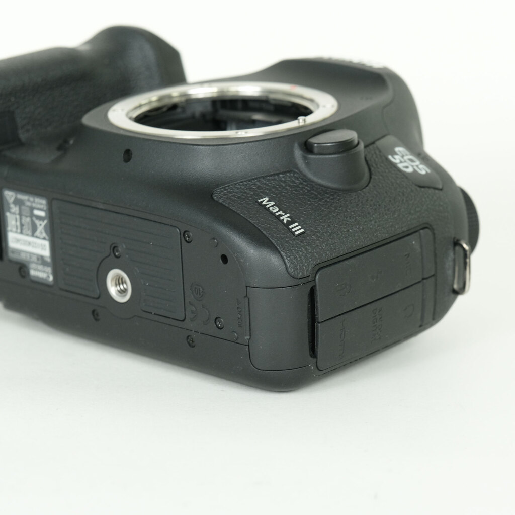 Canon EOS 5D Mark IIIの出品 | ONE SCENE（ワンシーン）