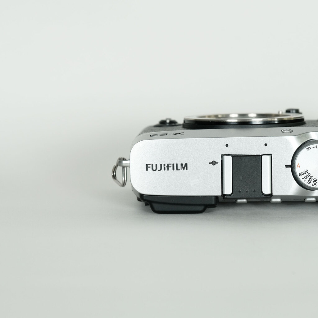 FUJIFILM X-E3