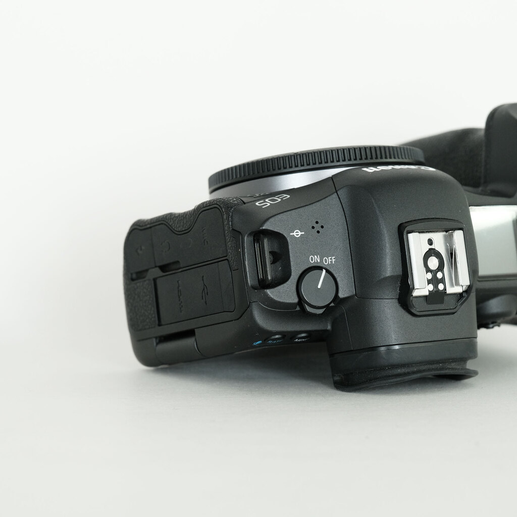 Canon EOS R5