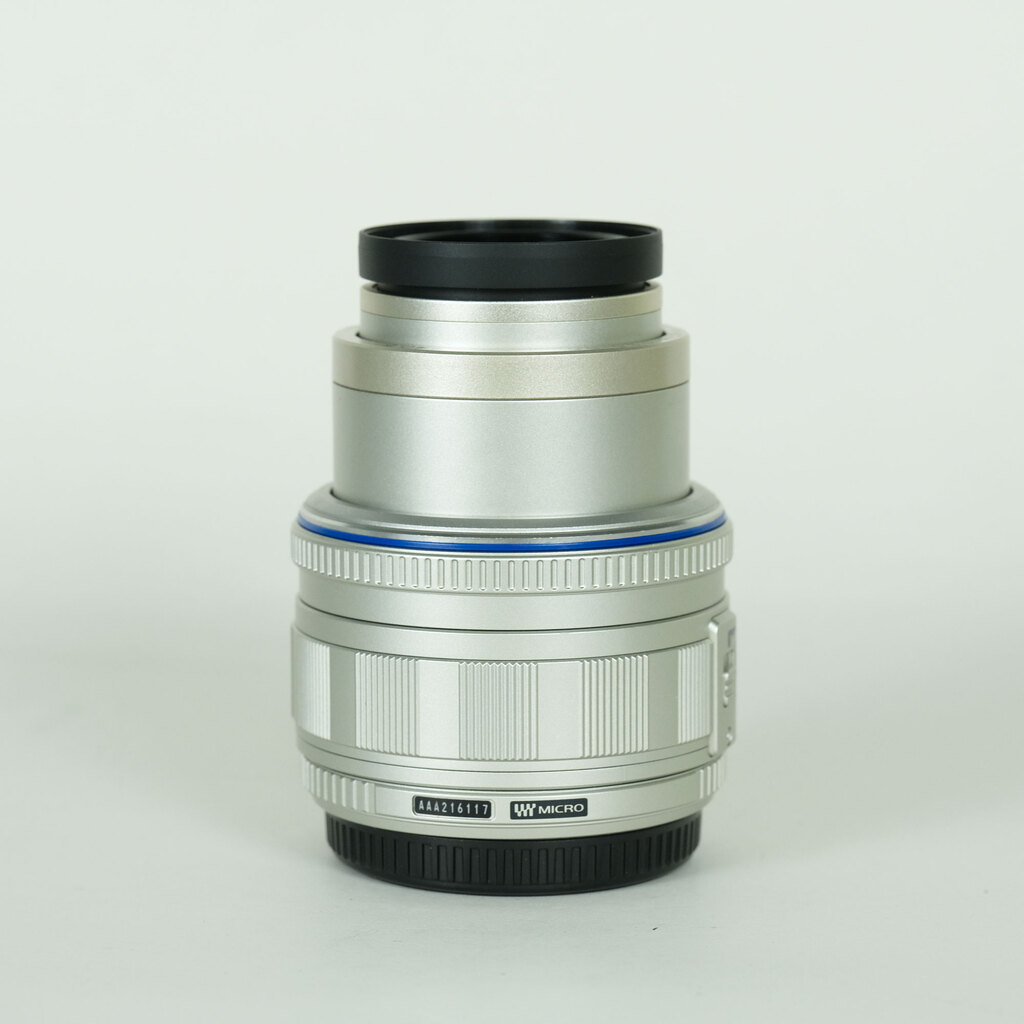 OLYMPUS M.ZUIKO DIGITAL ED 14-42mm F3.5-5.6 シルバーの出品 | ONE
