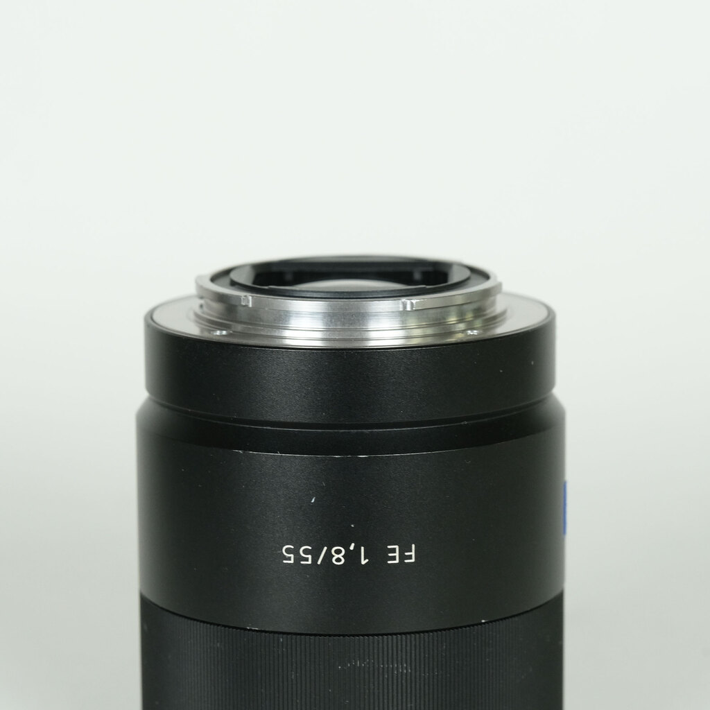 SONY Sonnar T* FE 55mm F1.8 ZA SEL55F18Z SONY Sonnar T* FE 55mm F1.8 ZA SEL55F18Z