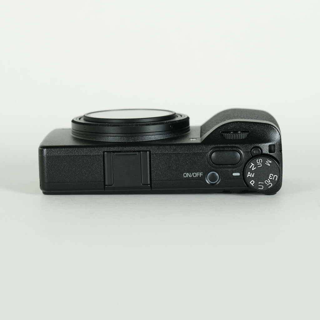 RICOH GR IVの出品 | ONE SCENE（ワンシーン）