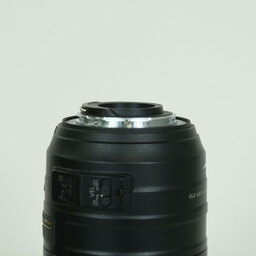 Nikon AF-S DX NIKKOR 55-300mm F4.5-5.6G ED VR Nikon AF-S DX NIKKOR 55-300mm F4.5-5.6G ED VR