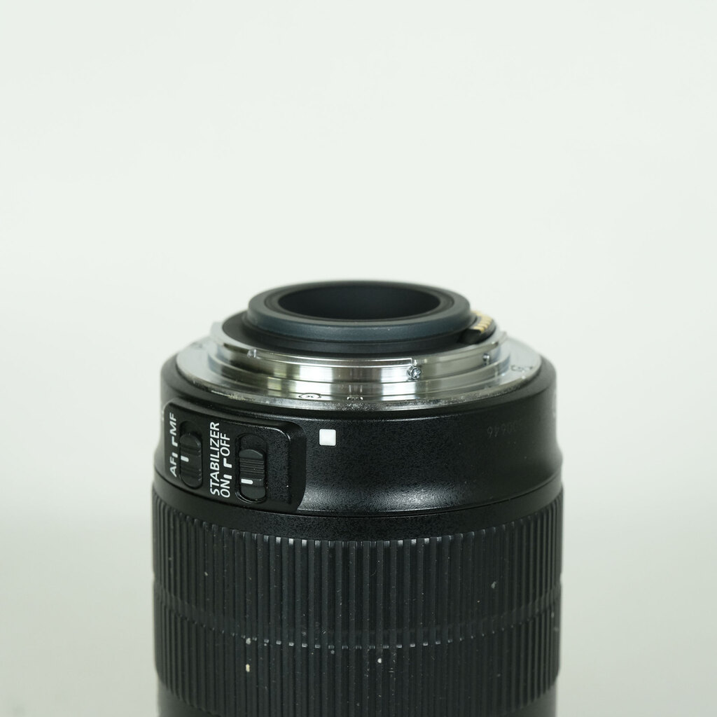 Canon EF-S18-135mm F3.5-5.6 IS