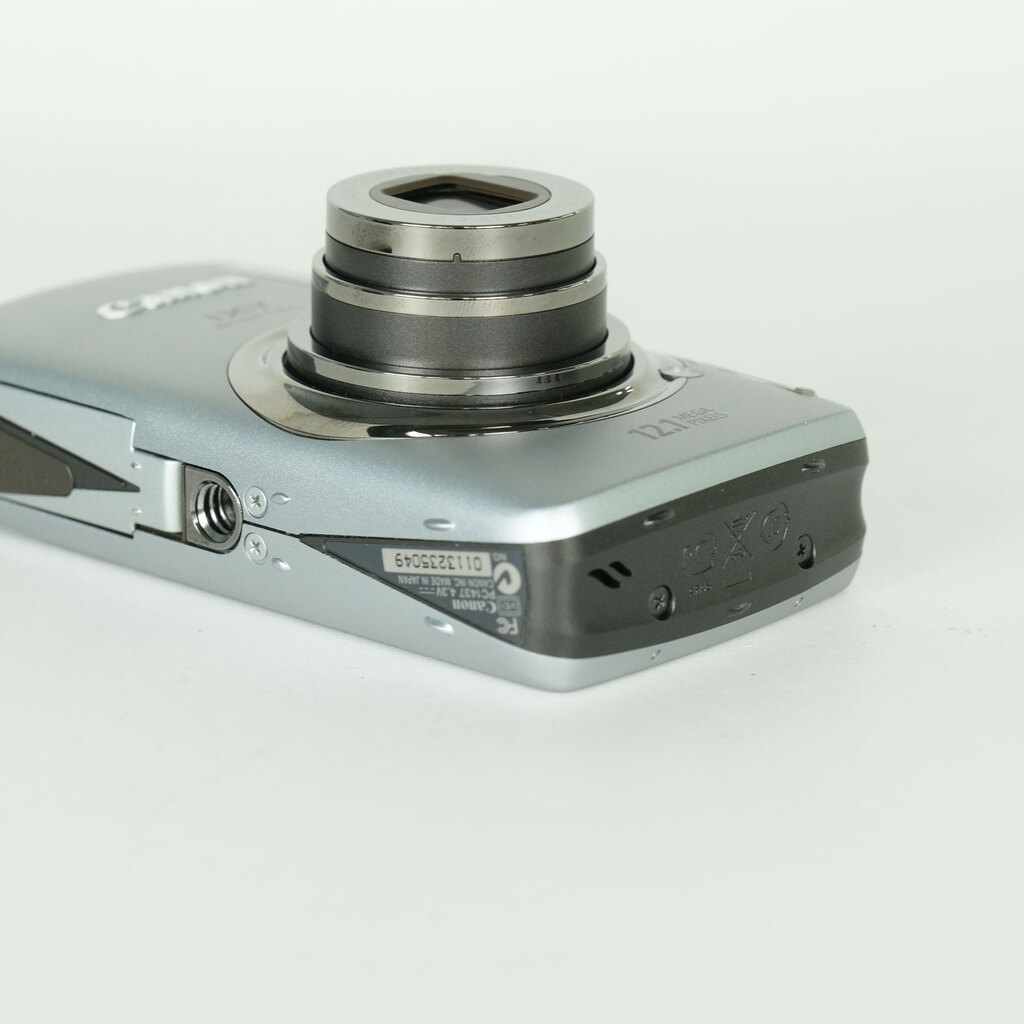 Canon IXY DIGITAL 930IS シルバーの出品 | ONE SCENE（ワンシーン）