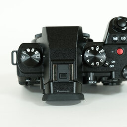 Panasonic LUMIX S5II DC-S5M2