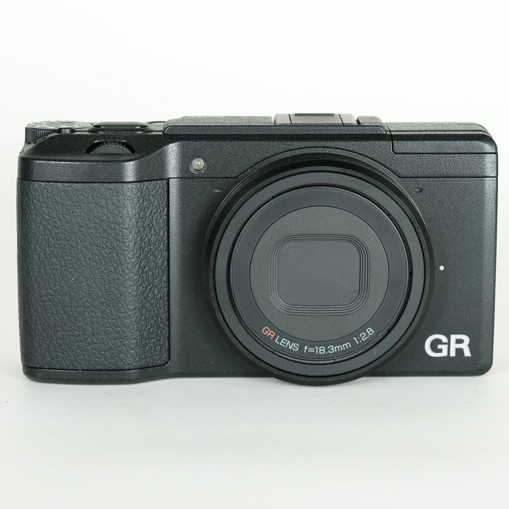 RICOH GR II