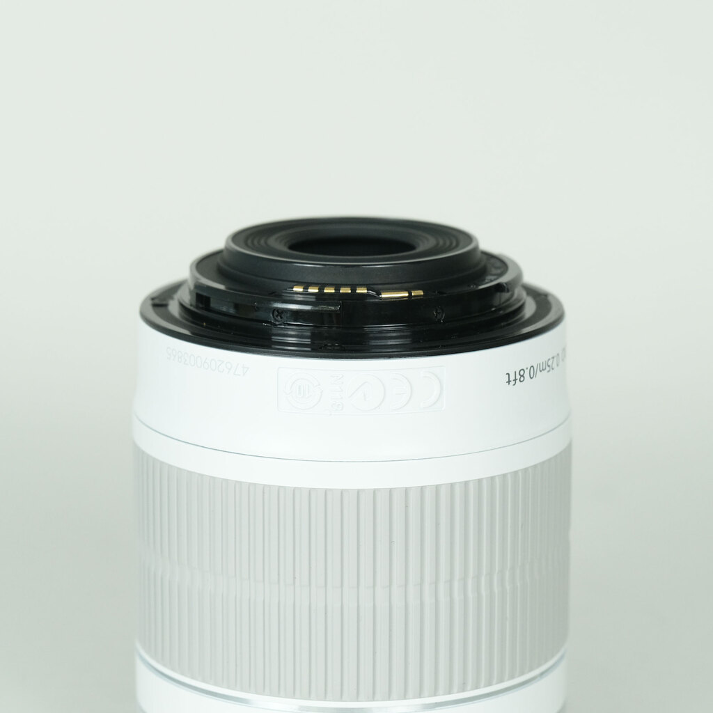 Canon EF-S18-55mm F3.5-5.6 IS STM ホワイトの出品 | ONE SCENE（ワン