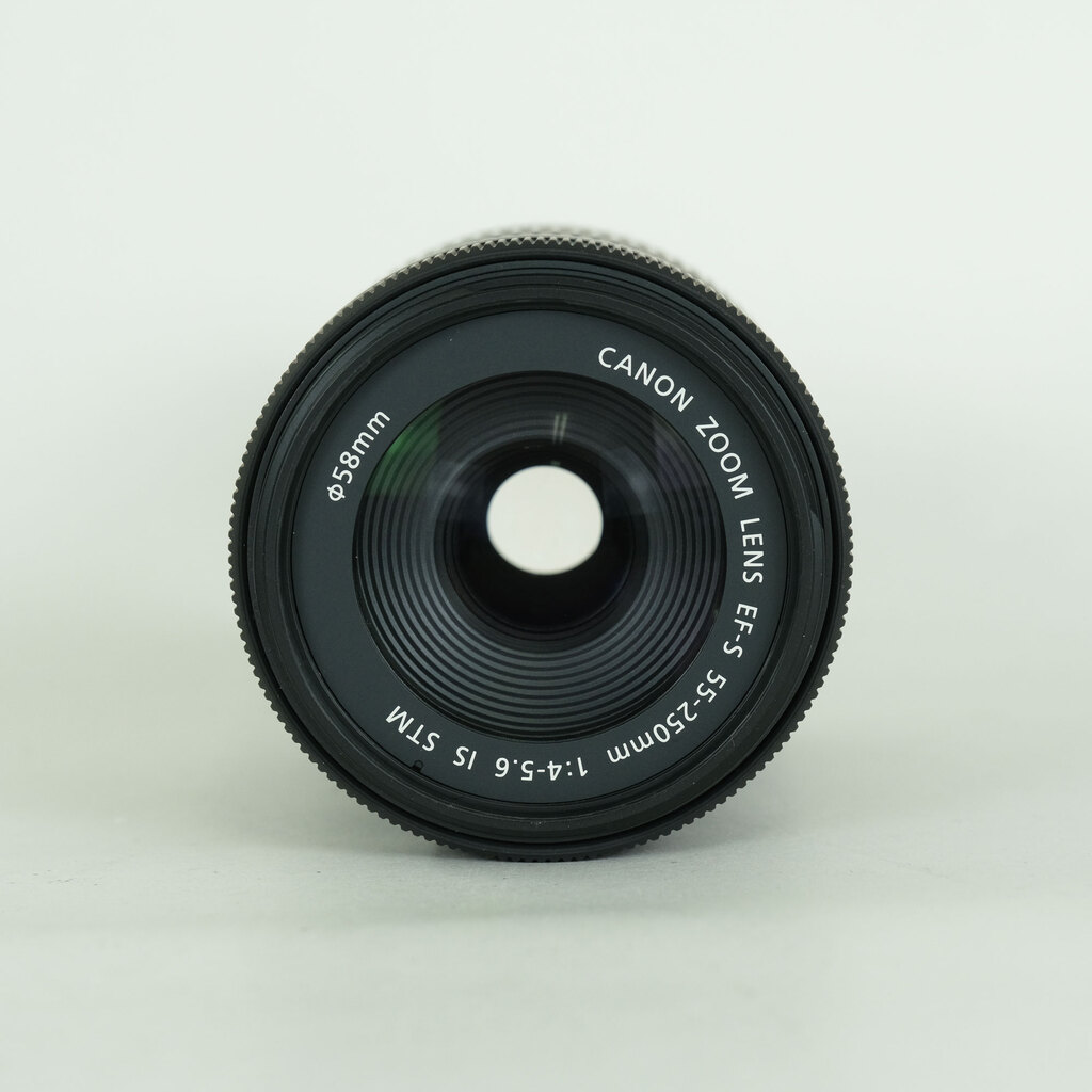 Canon EF-S55-250mm F4-5.6 IS STM