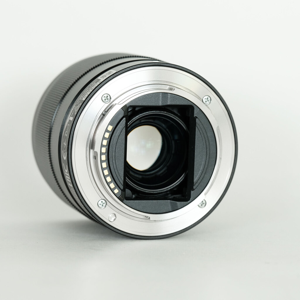 SONY FE 28mm F2 SEL28F20