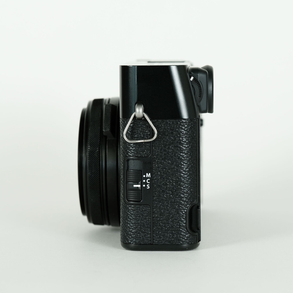 FUJIFILM X100V ブラック