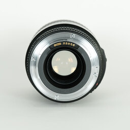 Canon EF100mm F2.8 マクロ USM