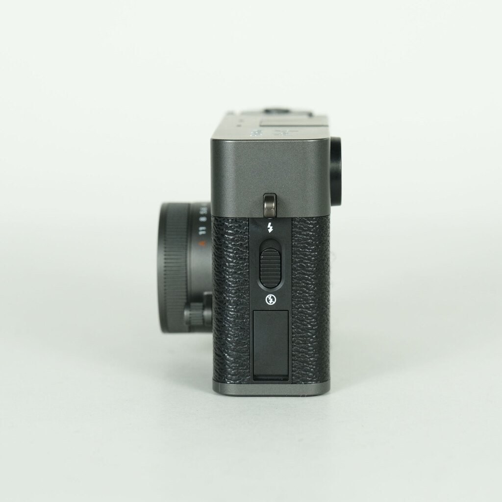 FUJIFILM X half X-HF1 [�`���R�[���V���o�[]
