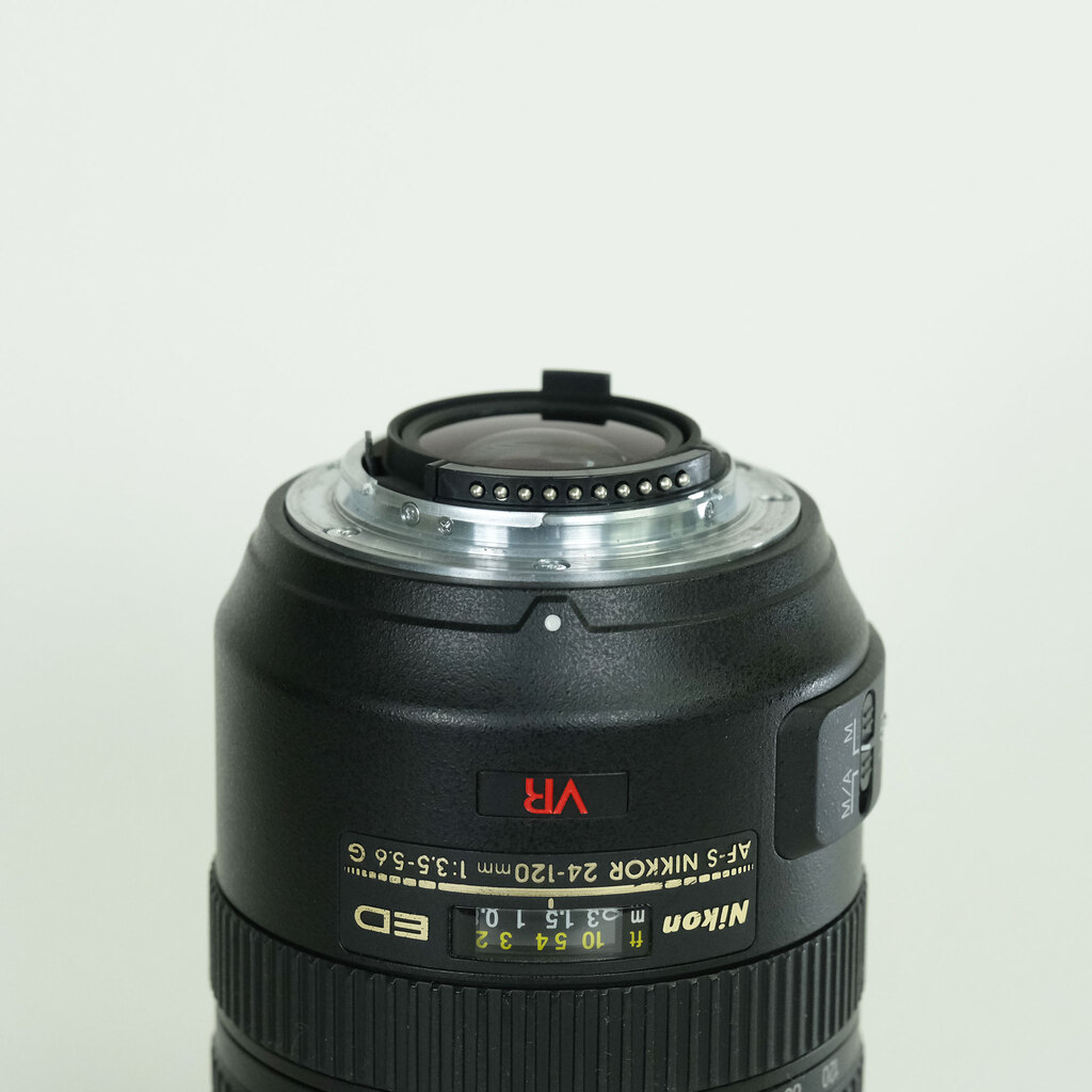 Nikon AF-S VR Zoom-Nikkor 24-120mm F3.5-5.6G IF-ED