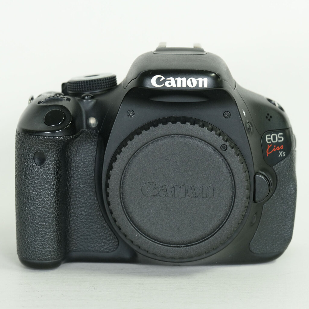 Canon EOS Kiss X5 ボディ