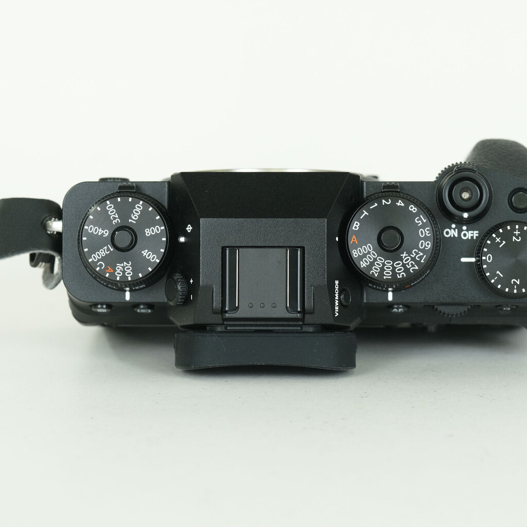 FUJIFILM X-T4