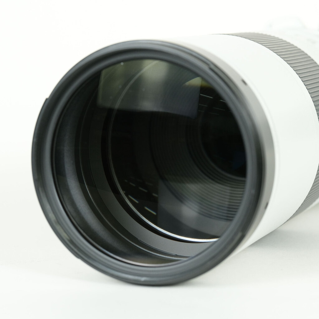 Canon RF200-800mm F6.3-9 IS USM Canon RF200-800mm F6.3-9 IS USM