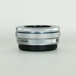 OLYMPUS M.ZUIKO DIGITAL ED 14-42mm F3.5-5.6 EZ シルバー