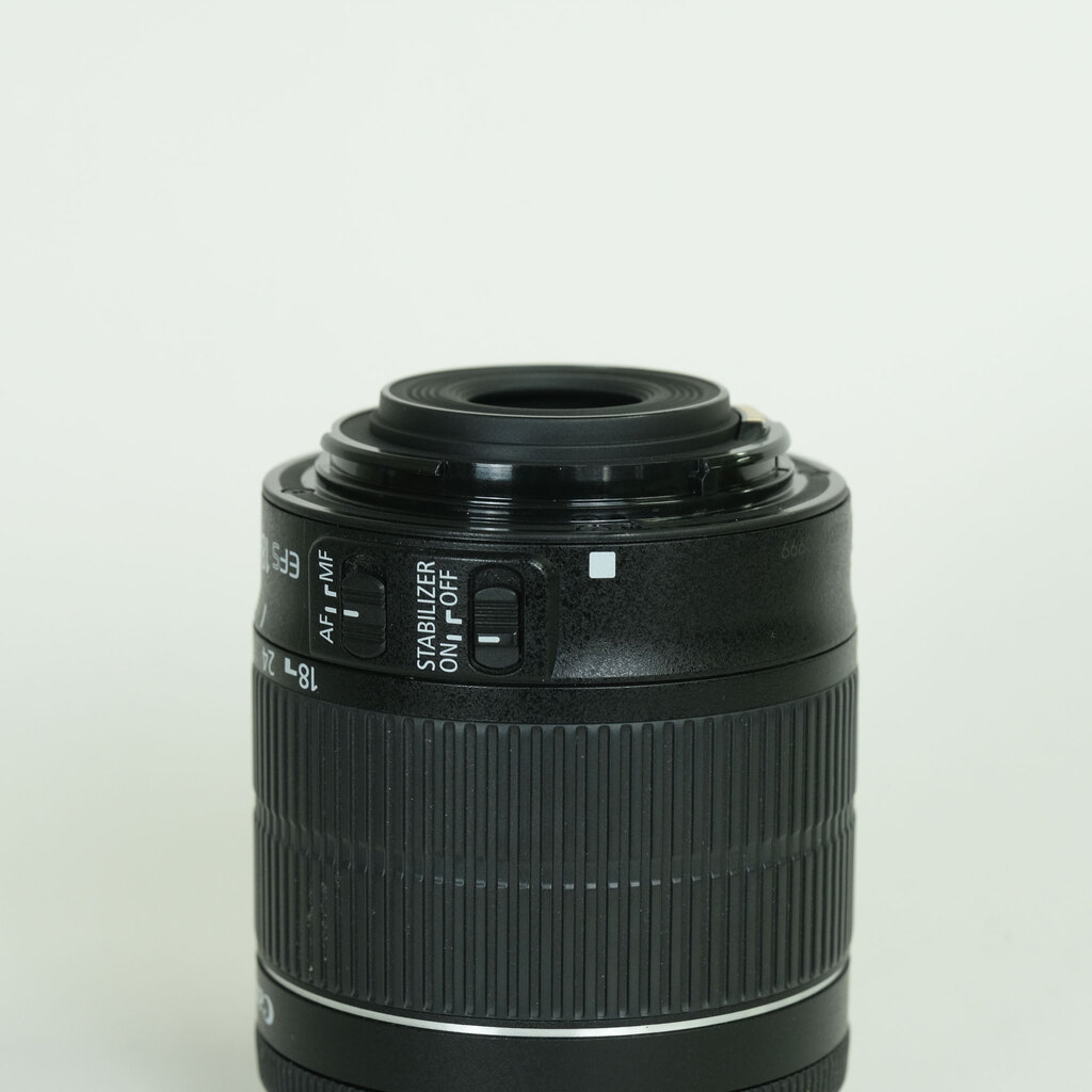 Canon EF-S18-55mm F3.5-5.6 IS STM
