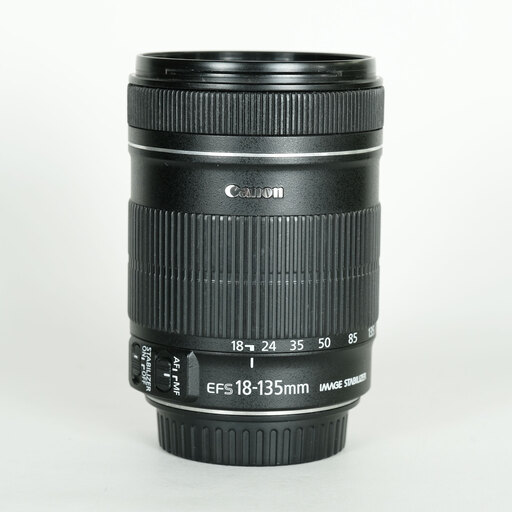 Canon EF-S18-135mm F3.5-5.6 IS