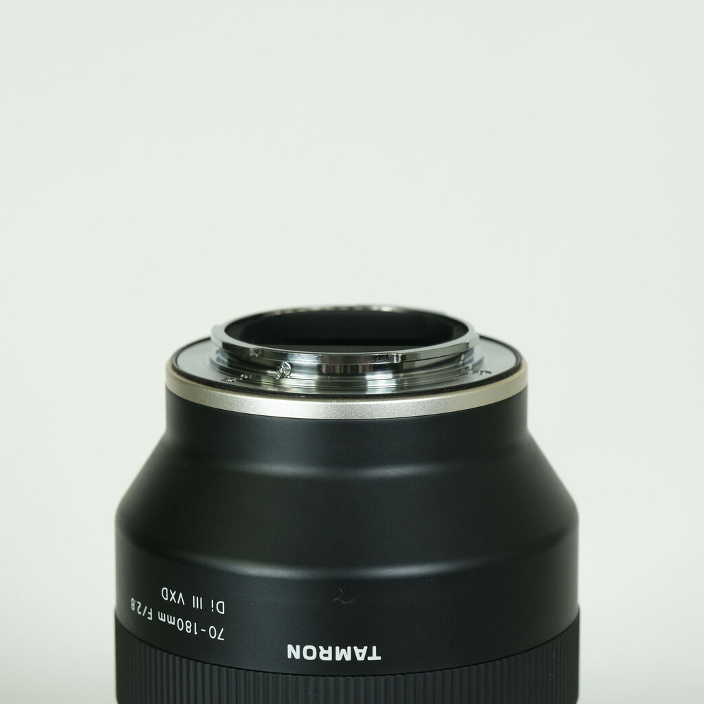 TAMRON 70-180mm F/2.8 Di III VXD (Model A056) [ ソニーE用 ]