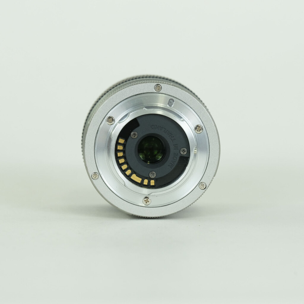 PENTAX 06 TELEPHOTO ZOOM シルバー