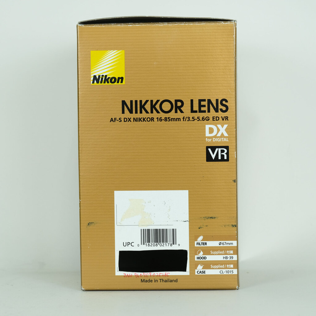 Nikon AF-S DX NIKKOR 16-85mm F3.5-5.6G ED VR Nikon AF-S DX NIKKOR 16-85mm F3.5-5.6G ED VR
