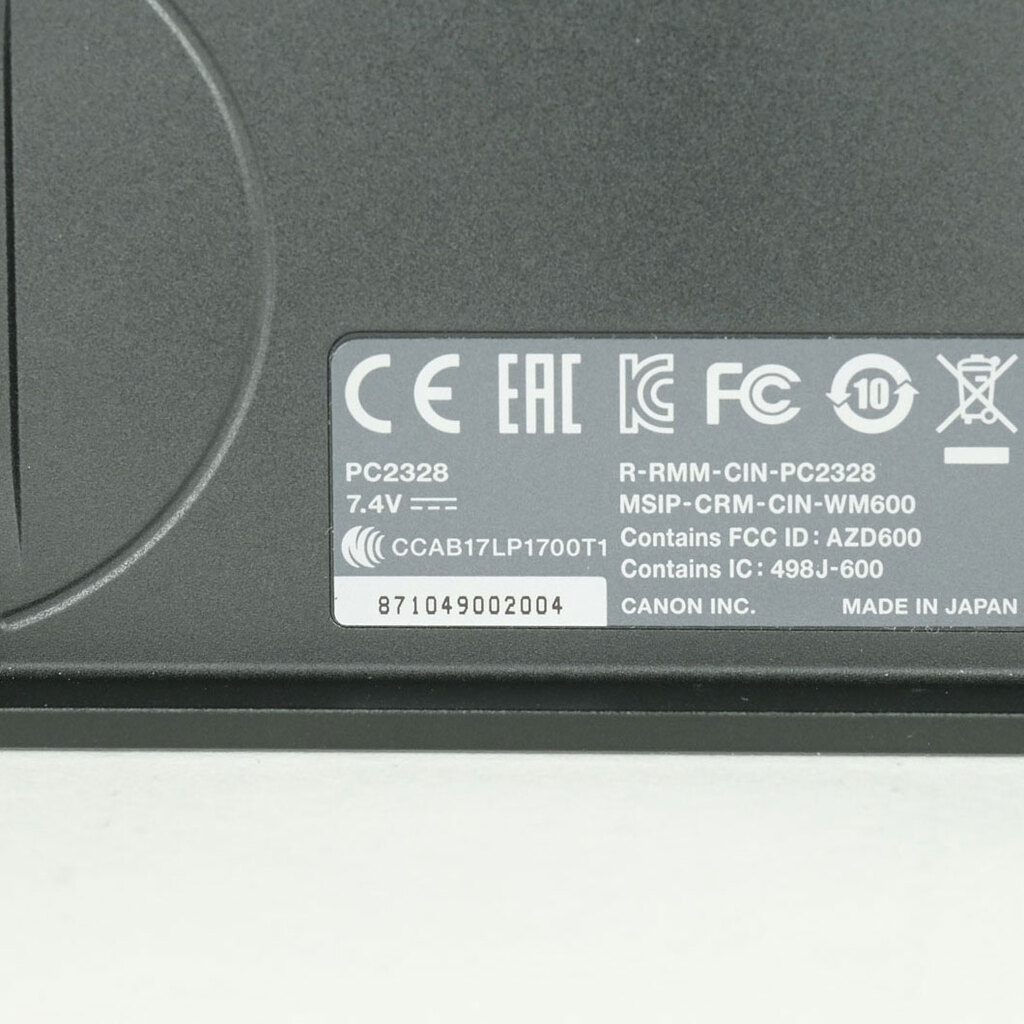 Canon EOS Kiss M Canon EOS Kiss M