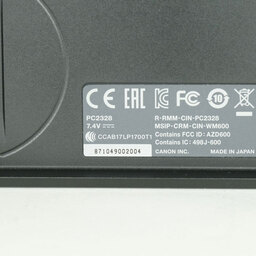 Canon EOS Kiss M Canon EOS Kiss M