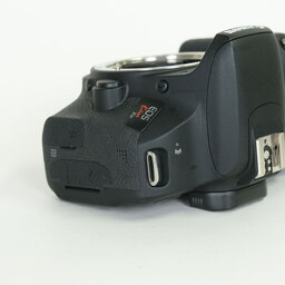 Canon EOS Kiss X9i