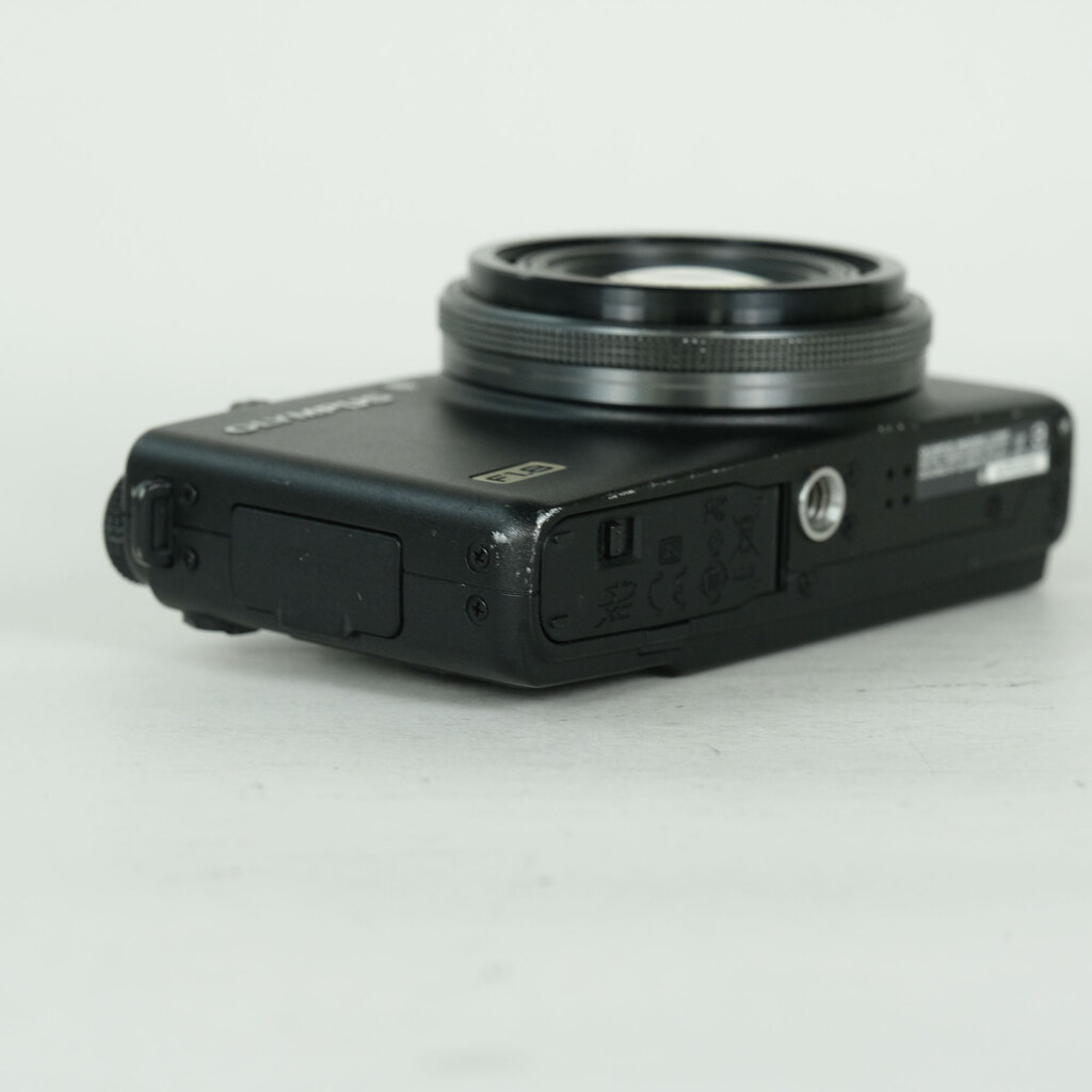 OLYMPUS XZ-1 ブラック