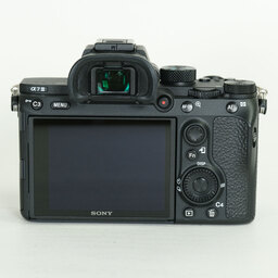 SONY α7 III（ILCE-7M3）