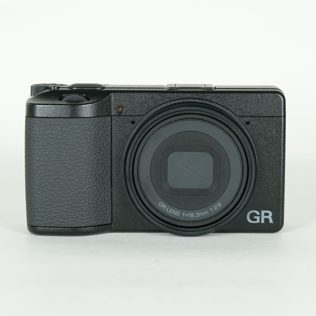 RICOH GR IV