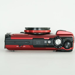 OM SYSTEM Tough TG-7 レッド