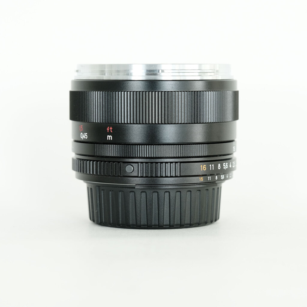 Carl Zeiss Planar T* 50mm F1.4 ZF.2 [ニコンF用]