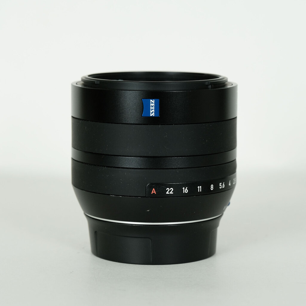 Carl Zeiss Touit 1.8/32 [フジフイルムX用]