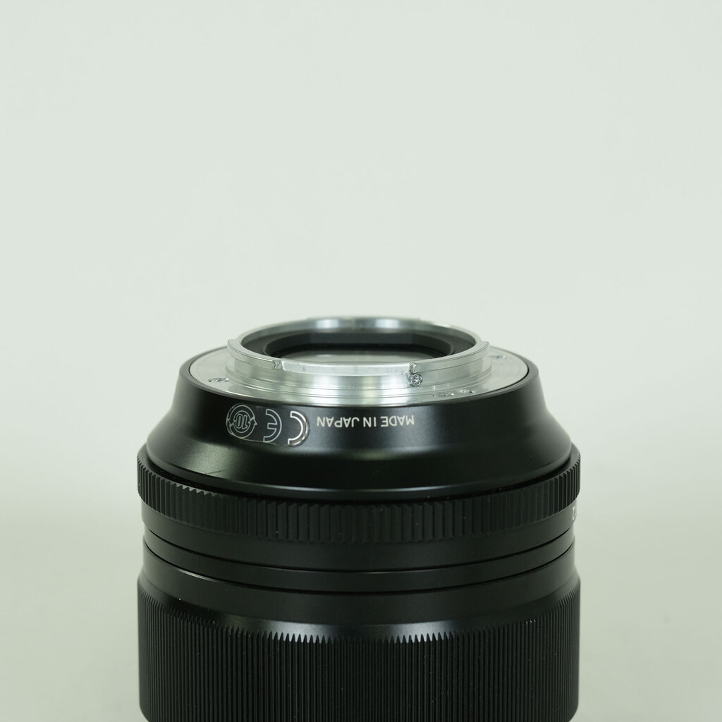 FUJIFILM XF56mmF1.2 R